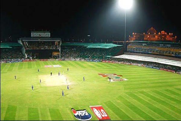 Sawai Mansingh Stadium Pitch Report 2026 — Batting or Bowling?